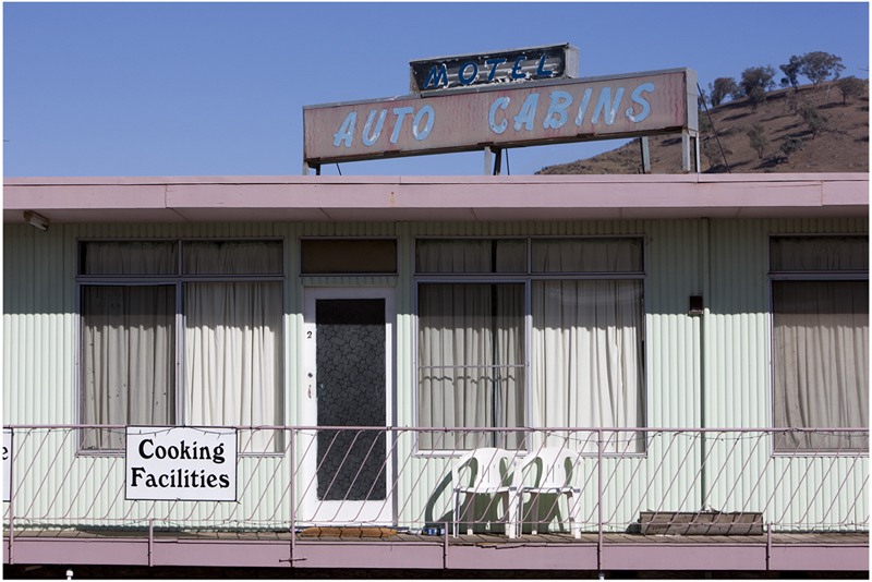 Auto Cabins Motel